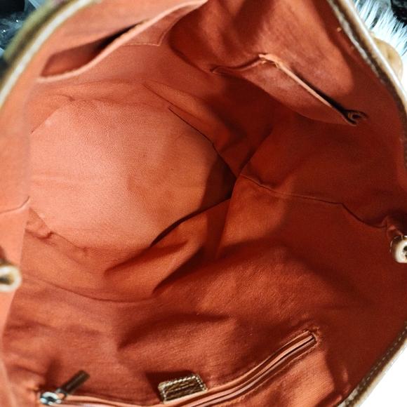 BURBERRY TOTE - Picture 7 of 12